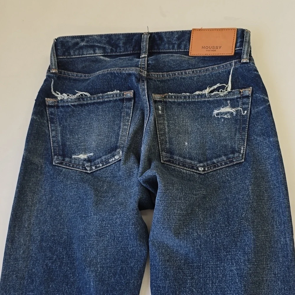 Moussy - Guilford Wide Straight in Dark Blue